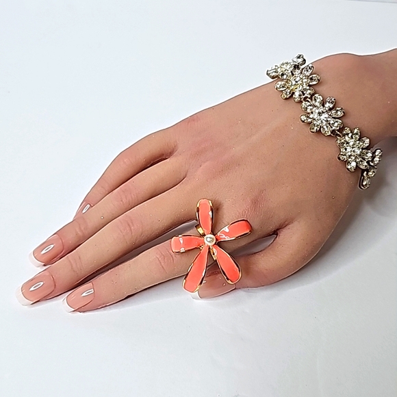 Large Flowered Custom Peach Ring W/Center Pearl & Gold Adj. Band OS - Picture 5 of 10